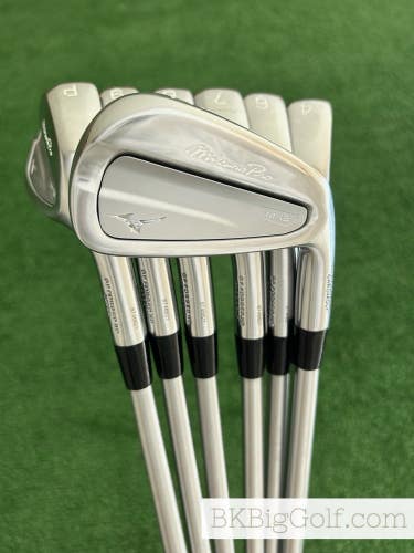 Mizuno M-13 Forged Iron Set 4-P / KBS Tour C-Taper 130 X Extra Stiff +1/2