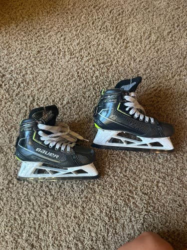 Bauer Pro Hockey Goalie Skates Size 5 (Used)