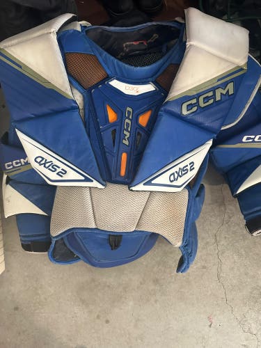 Large 2023 CCM Axis 2 Goalie Chest Protector (Used)