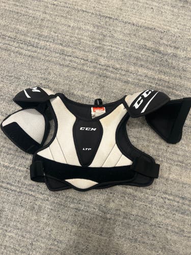 Medium Youth CCM LTP Shoulder Pads (Used)