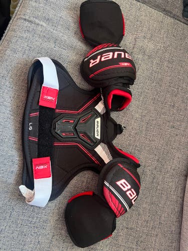 Large Youth Bauer NSX Shoulder Pads (Used)