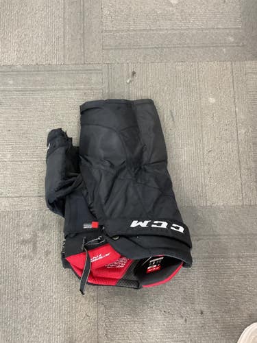 Used CCM FT4 PRO Junior Pant Black LG 11614-S000240143