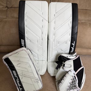 33" True HZRDUS PX4 Full Set pads and gloves
