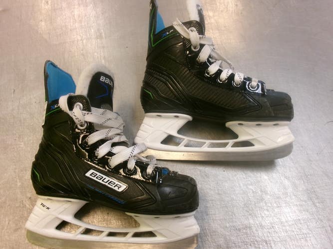 Used Bauer XLP Youth Hockey Skate Youth 13.0 11339-S000204260