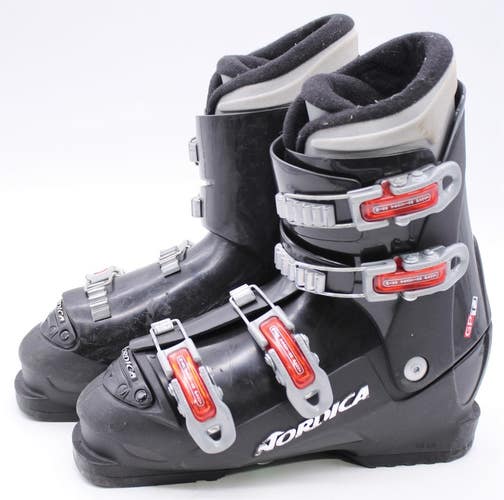 Nordica GP TJ Junior Ski Boots - Size 7.5 / Mondo 25.5 Used