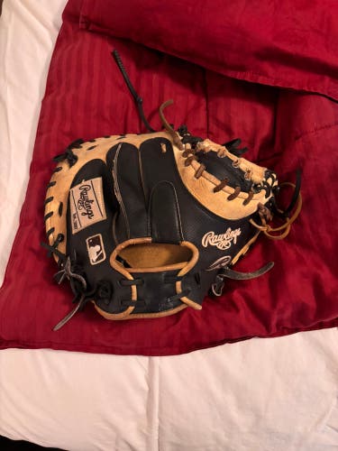 Rawlings Heart of the Hide Catcher's Mitt