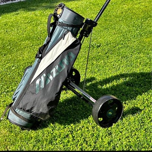 Mizuno Lightweight Carry Golf Bag w/ Rain Hood – Stand/Carry Bag