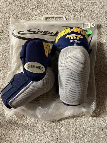 Senior Sher-Wood APD Small Elbow Pads - New in Bag