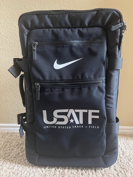 Nike USATF Fifty One49 Cabin Roller Bag
Suitcase (Used)