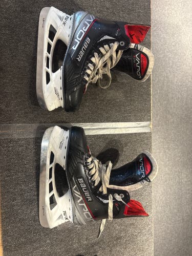 2023 Bauer Vapor X-Lite Hockey Skates 7 (Used)