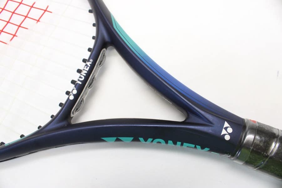 READ* 2022 YONEX EZONE 110 (255g) TENNIS RACQUET (4 1/4) SKY BLUE