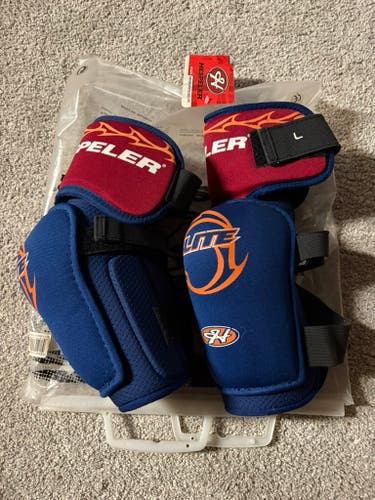 Senior Large Hespeler X-Lite Elbow Pads - New in Bag