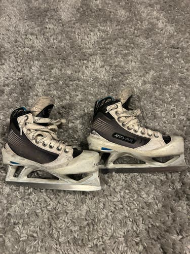 Bauer Reactor 4000 Hockey Goalie Skates Regular Width Size 4.5 (Used)