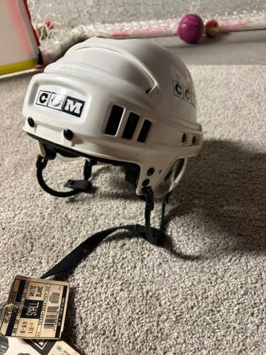 Small CCM Tacks 652 Helmet