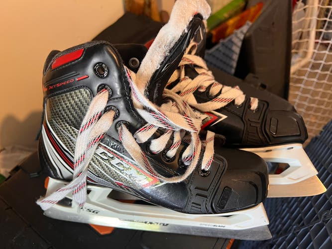 2019 CCM JetSpeed FT460 Hockey Goalie Skates Regular Width Size 3 (Used)