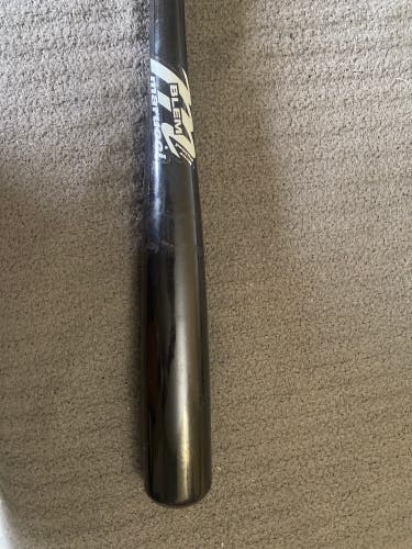 Marucci Blem USSSA Certified Bat (-3) 32 oz 33" (New)