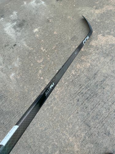 Dressed CCM JETSPEED FT8 PRO Pro Stock Hockey Stick Grip P88 80 Flex Right 1604