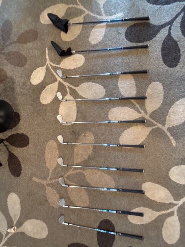 US Kids Golf Size 57” Right Handed Full Iron Set and 4 Hybrid and 3 Wood