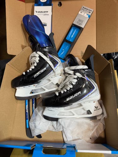 2025 Bauer Vapor Flylite Hockey Skates 6 (Used)
