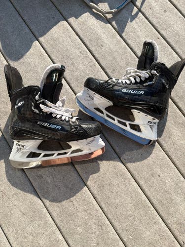 2022 Bauer Supreme Mach Hockey Skates Regular Width Pro Stock 8 (Used)