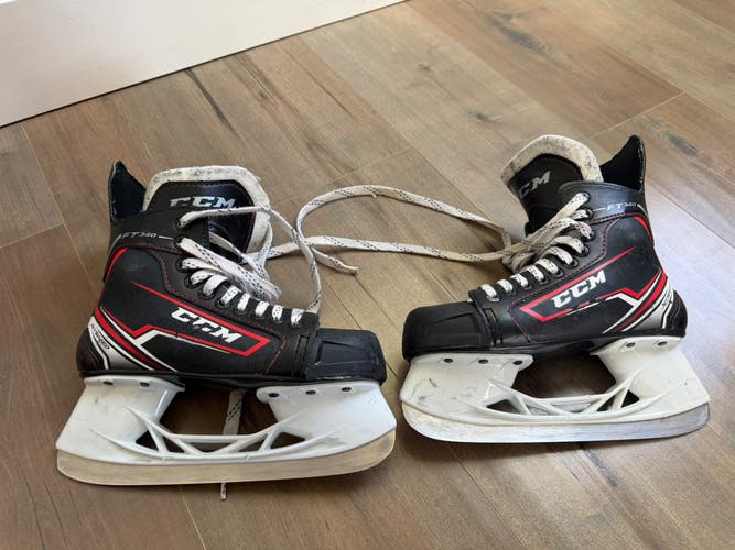 2017 CCM JetSpeed FT340 Hockey Skates Size 4 (Used)