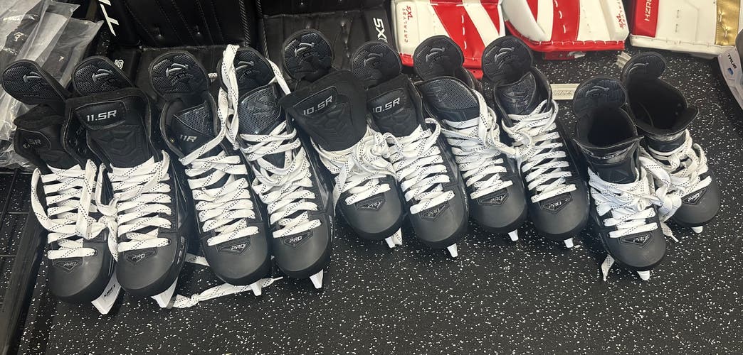 True Hockey Skates Regular Width Pro Stock (Used)