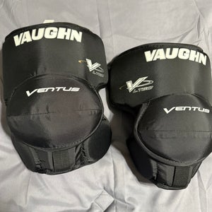 VAUGHN LT60 GOALIE KNEE & THIGH GUARDS - JUNIOR (NEW)