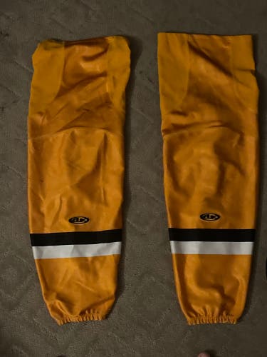 Senior Large Athletic Knit HS2100 Socks (Used)