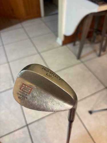 Men's PRO Right Handed Wedge 60 Degree (Used)