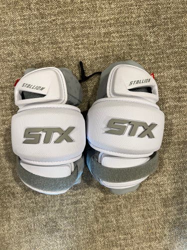 Large Adult STX Stallion 1k Arm Pads (New)