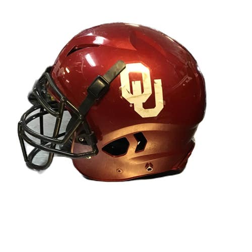 Used Schutt YOUTH A11 FB Helmet Maroon MD 11730-S000072678