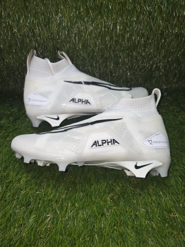 Nike Alpha Menace Elite 3. Size 9