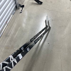 2 Pack MATIAS MACELLI TOR MAPLE LEAFS NHL CCM Ribcor Trigger 10 Pro P28 75 Flex Pro Stock