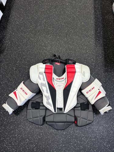 Large CCM EFlex 5.9 Goalie Chest Protector (Used)