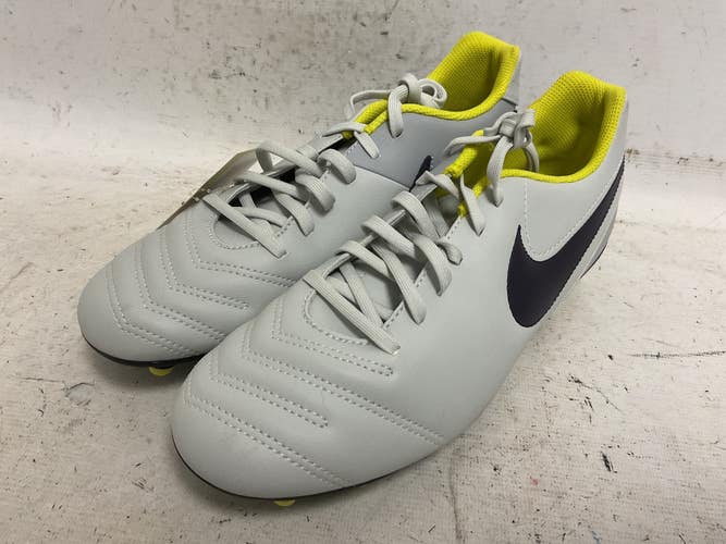 Used Nike 819258-053 Soccer Cleats Silver Senior 9 11855-S000207048