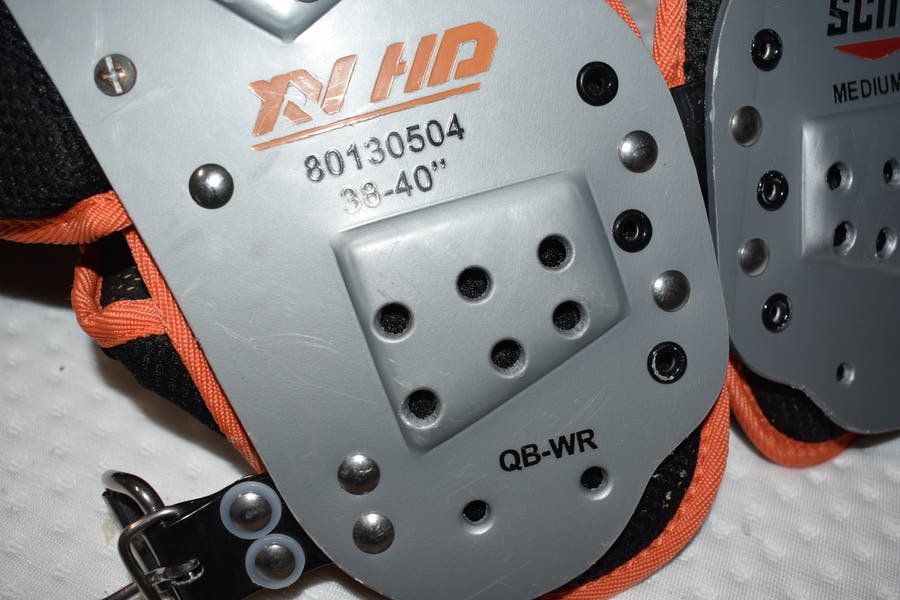 Schutt XV HD QB/WR Football Shoulder Pads, Adult Medium (17-18