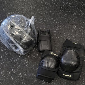 Used Skateboard Helmet Black S/M 11849-S000041947