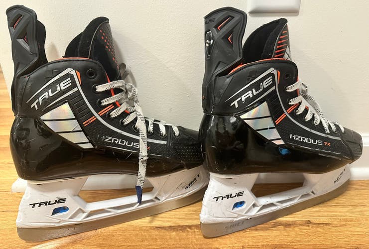 True HZRDUS 7x Hockey Skates Regular Width 6