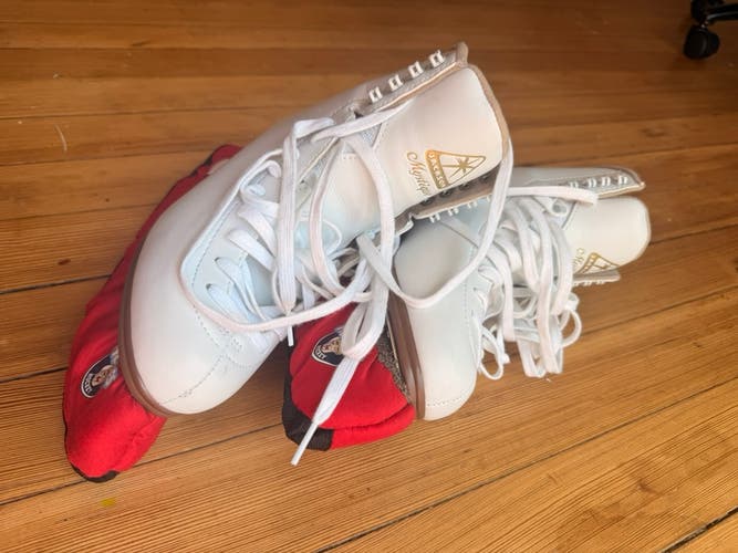 Jackson Ultima Mystique Figure Skates Adult 8 (Used)