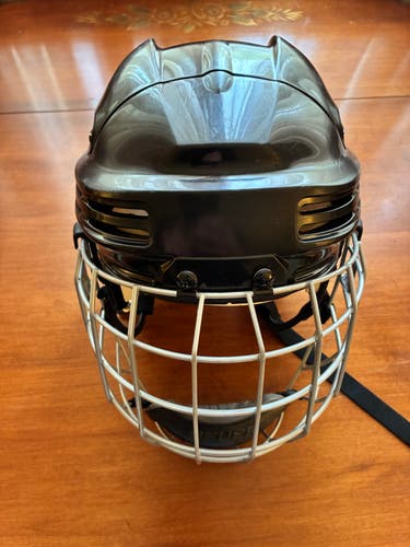 ( FOR TRADE) Extra Large Bauer 4500 Helmet (Used, Like New)