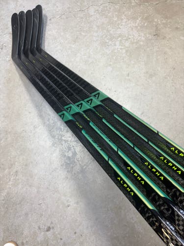 5 Pack 85 Flex P90 Senior Warrior Alpha LX3 Right Hand Hockey Stick Pro Stock (New)