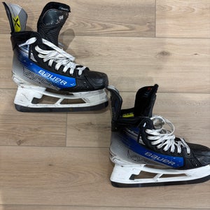 Blue Bauer Vapor Hyperlite 2 Hockey Skates Toronto Maple Leafs Pro Stock Size 8E (Used)