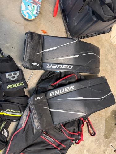 30" Bauer GSX Goalie Leg Pads (Used)