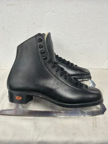 Riedell Figure Skates B Adult 11 (Used)