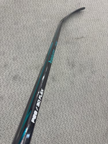 Junior Bauer Supreme Fuse Left Hand Hockey Stick P28 30 Flex (New)