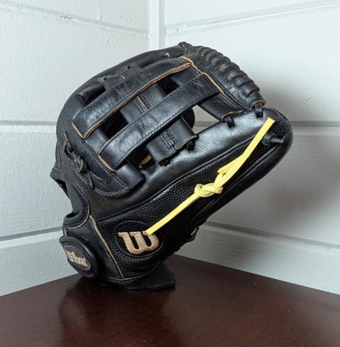 Wilson A2000 Pro Stock Youth Baseball Softball Glove