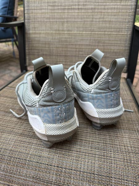 Gray Men's Size M 12.0 (W 13.0) Under Armour Bryce harper Low Top