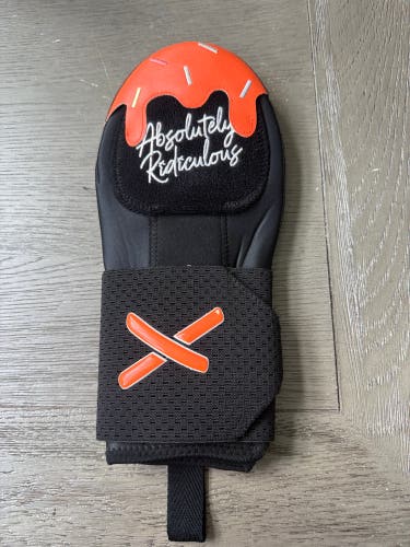 Black Senior Sliding Mitt (Used)