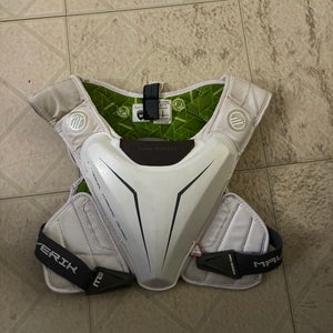 Medium Adult Maverik M5 Shoulder Pads (New)