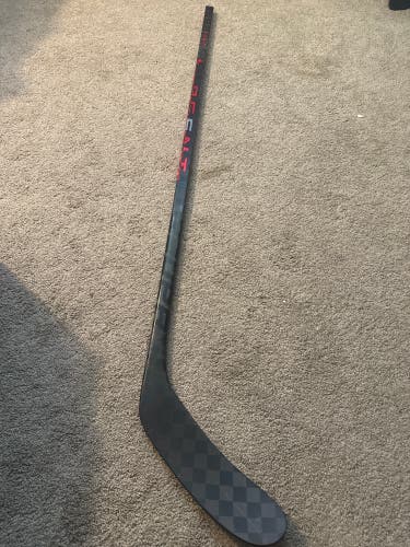 Intermediate Bauer AG5NT Left Hand Hockey Stick P28M 55 Flex (Used) CUSTOM RED